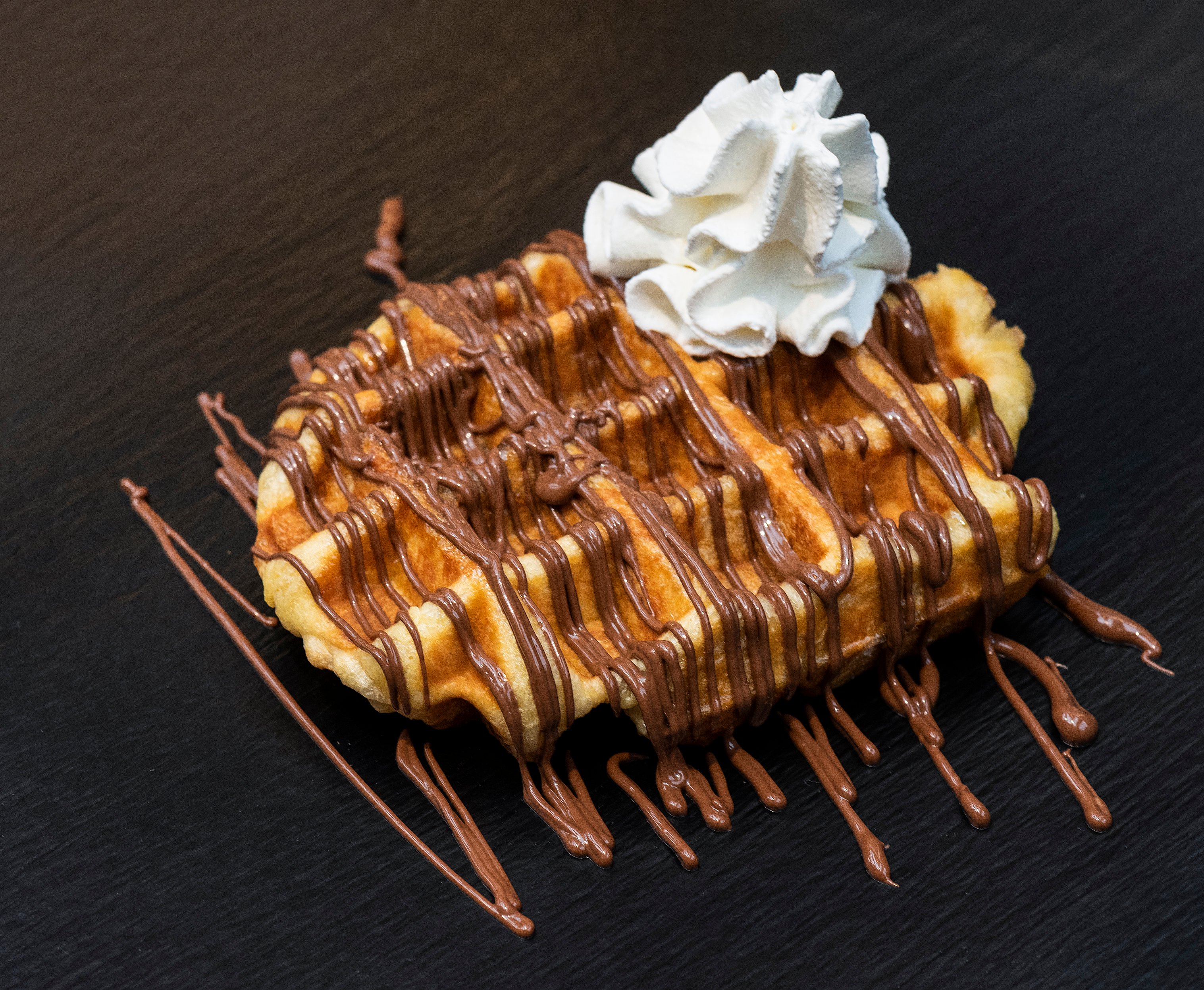 Gaufre Liégeoise au Nutella et Chantilly